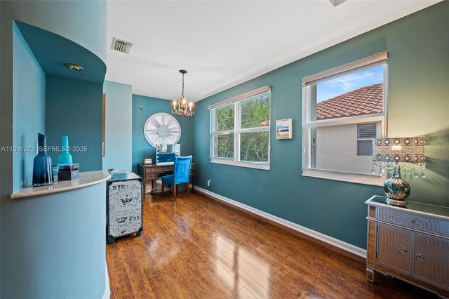 11070 Minneapolis Dr, Cooper City, FL 33026