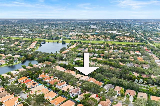 11070 Minneapolis Dr, Cooper City, FL 33026