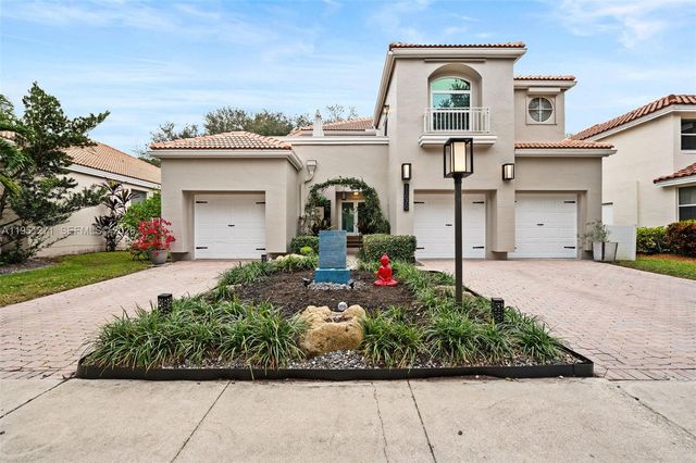 11070 Minneapolis Dr, Cooper City, FL 33026