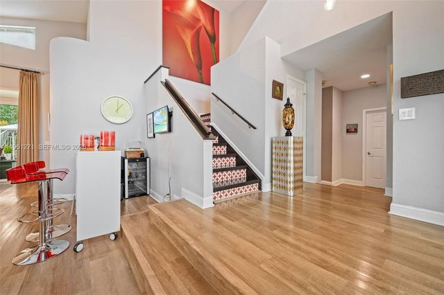 11070 Minneapolis Dr, Cooper City, FL 33026