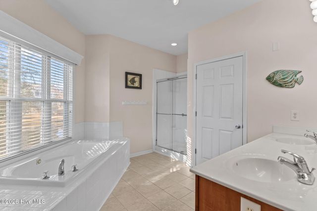 3810 River Front Place Unit 102, Wilmington, NC 28412