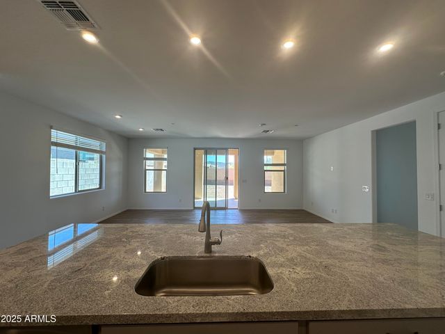 31811 N 130TH Avenue, Peoria, AZ 85383