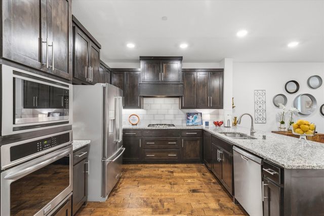 413 Division Street, Plano, TX 75075