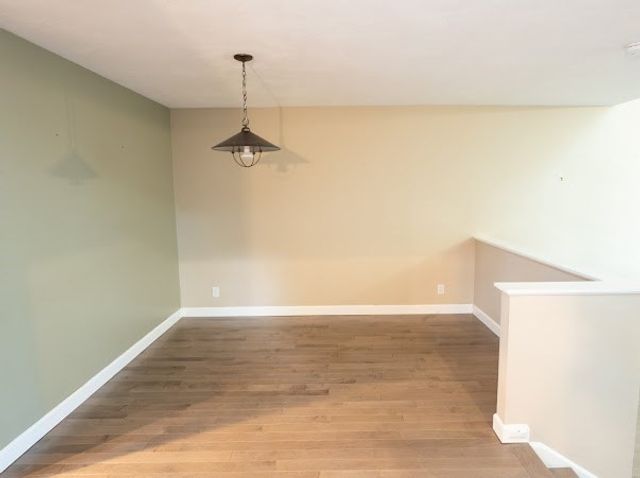 255 North Road 76, Chelmsford, MA 01824