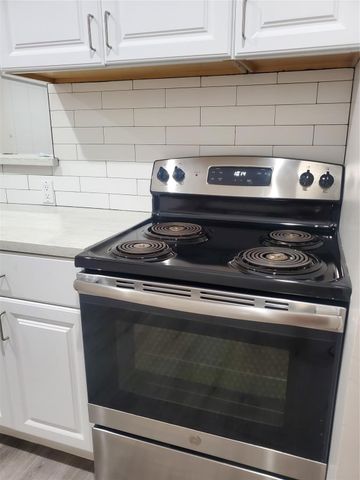 1017 E Humbolt Street, Fort Worth, TX 76104