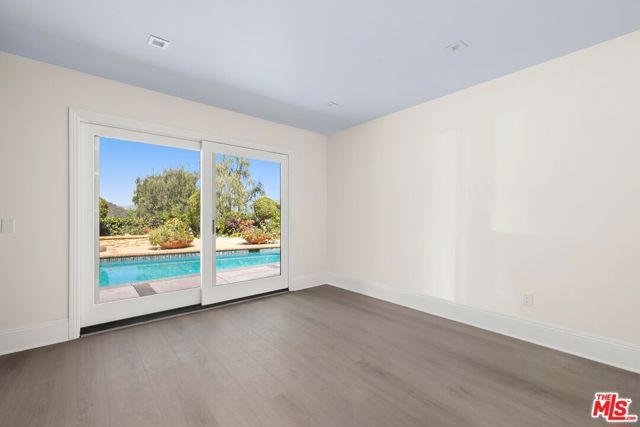 1727 Stone Canyon Road, Los Angeles, CA 90077