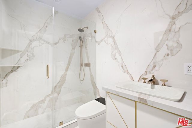 1727 Stone Canyon Road, Los Angeles, CA 90077