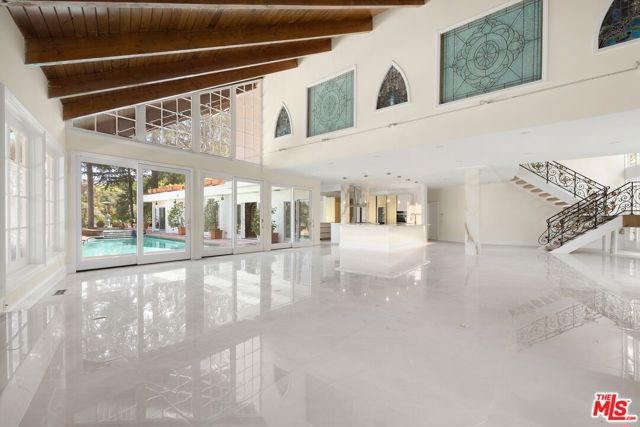 1727 Stone Canyon Road, Los Angeles, CA 90077