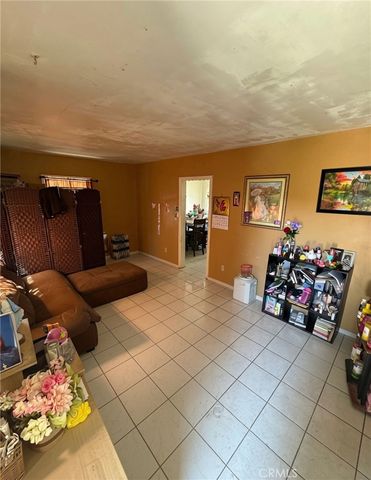 2018 Potrero, South El Monte, CA 91733