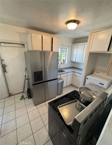 2018 Potrero, South El Monte, CA 91733
