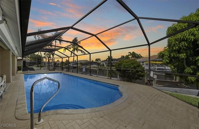 4921 SW 11th PL, Cape Coral, FL 33914
