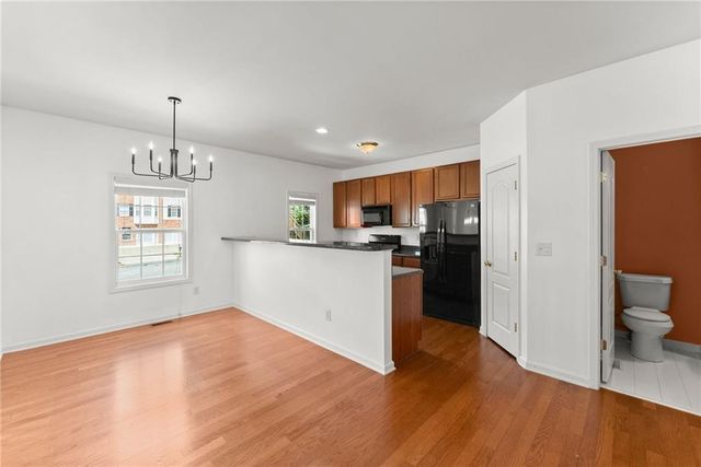 446 Sandtrap Lane, Buford, GA 30518