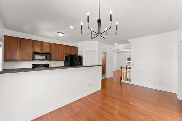 446 Sandtrap Lane, Buford, GA 30518