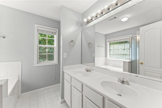 446 Sandtrap Lane, Buford, GA 30518