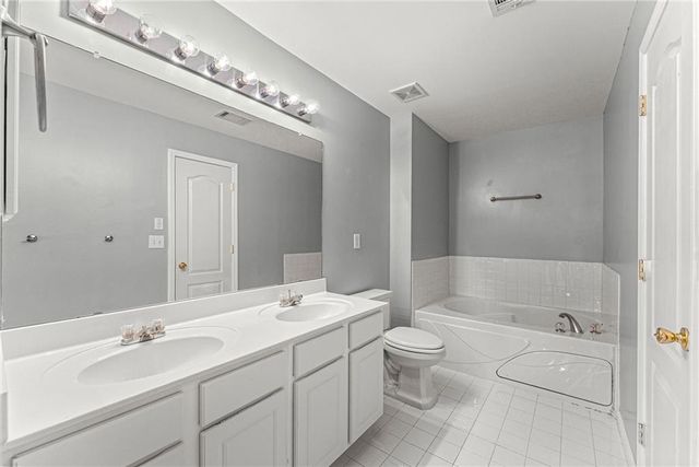446 Sandtrap Lane, Buford, GA 30518