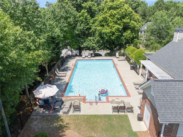 446 Sandtrap Lane, Buford, GA 30518