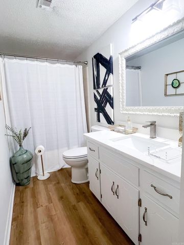 1201 Airport Road, Hot Springs, AR 71913