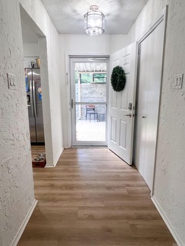 1201 Airport Road, Hot Springs, AR 71913