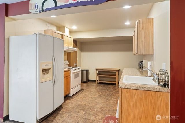 514 Bywater Way, Port Ludlow, WA 98365