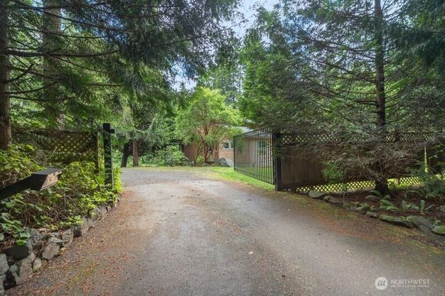 514 Bywater Way, Port Ludlow, WA 98365
