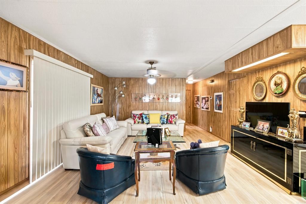 Image 10 of property listing at 18218 Paradise Mountain Road 148, Valley Center, CA 92082