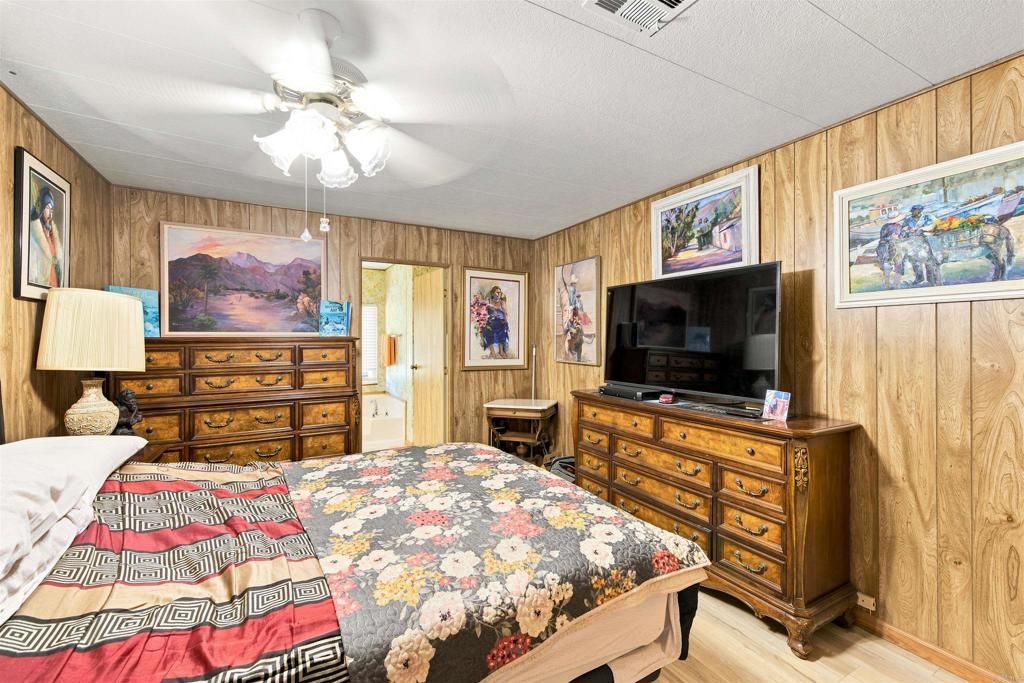 Image 16 of property listing at 18218 Paradise Mountain Road 148, Valley Center, CA 92082