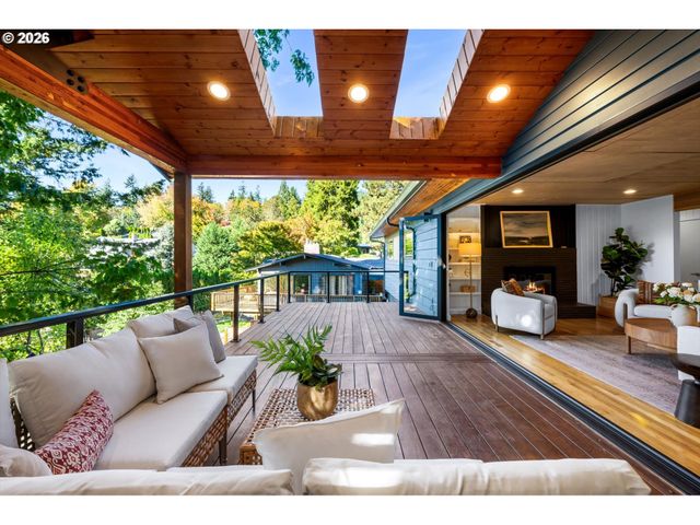 4305 Sw ALTADENA Ave, Portland, OR 97239