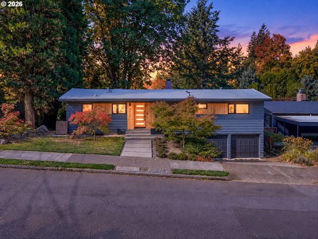 4305 Sw ALTADENA Ave, Portland, OR 97239