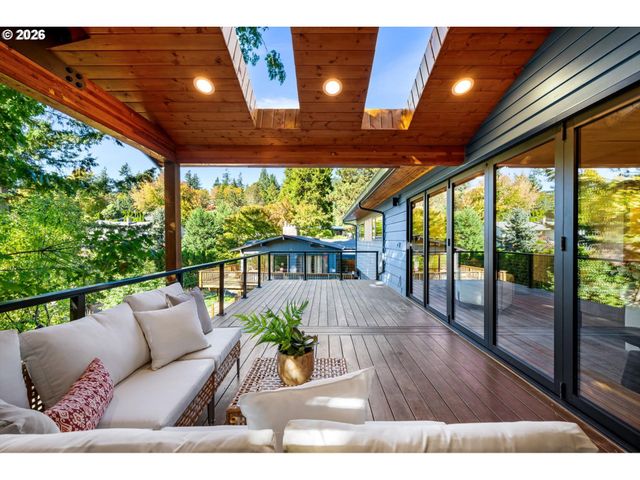 4305 Sw ALTADENA Ave, Portland, OR 97239