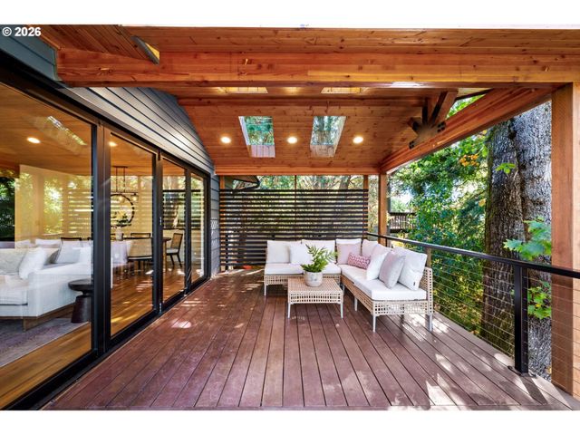 4305 Sw ALTADENA Ave, Portland, OR 97239