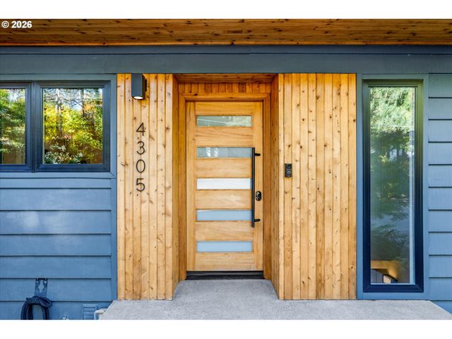 4305 Sw ALTADENA Ave, Portland, OR 97239