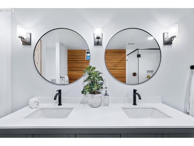 4305 Sw ALTADENA Ave, Portland, OR 97239
