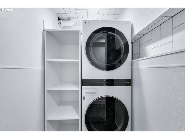 4305 Sw ALTADENA Ave, Portland, OR 97239
