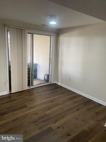 9401 RIVERBRINK CT, Laurel, MD 20723