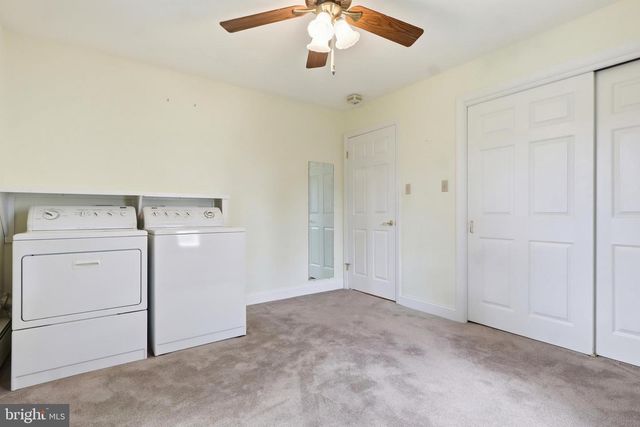 120 MAPLE AVE, Hanover, PA 17331