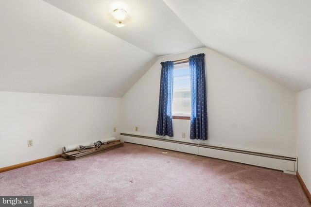 120 MAPLE AVE, Hanover, PA 17331