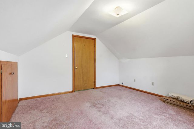 120 MAPLE AVE, Hanover, PA 17331