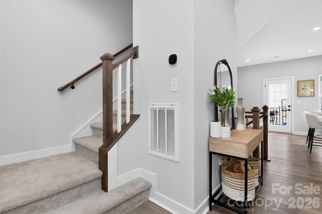 2402 Autumn Olive Lane, Matthews, NC 28104