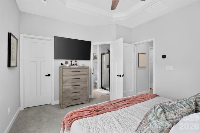 2402 Autumn Olive Lane, Matthews, NC 28104