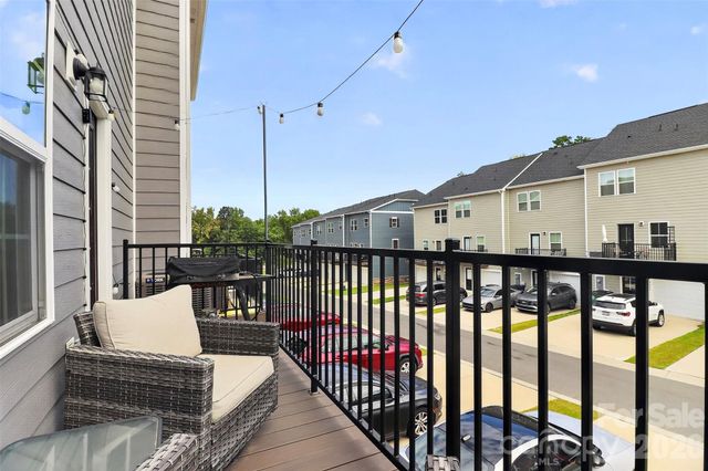 2402 Autumn Olive Lane, Matthews, NC 28104