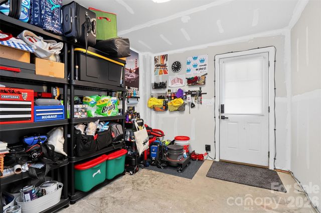 2402 Autumn Olive Lane, Matthews, NC 28104