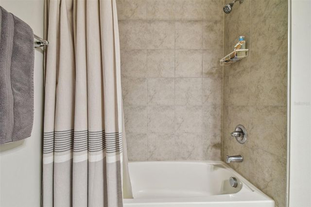 18053 TURNING LEAF CIRCLE, Land O Lakes, FL 34638