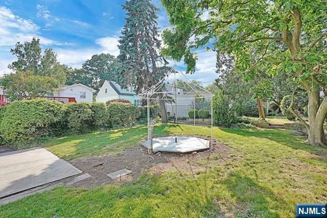 180 Vanderburgh Avenue, Rutherford, NJ 07070