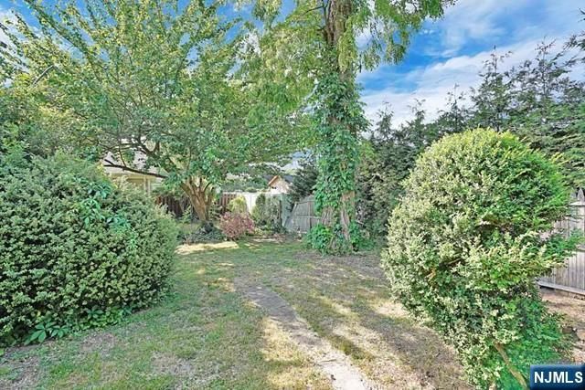 180 Vanderburgh Avenue, Rutherford, NJ 07070