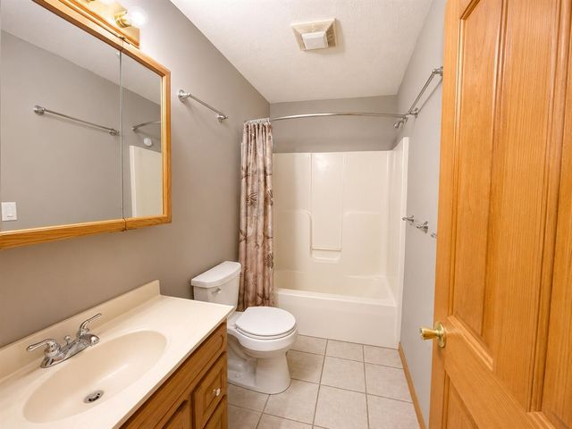 350 Mary Court, Hesperia, MI 49421