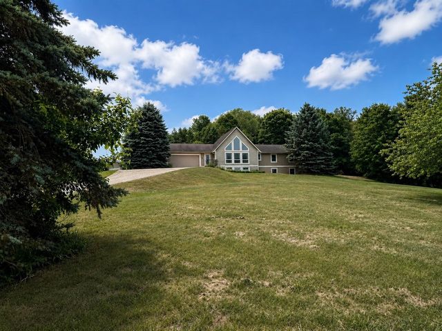350 Mary Court, Hesperia, MI 49421