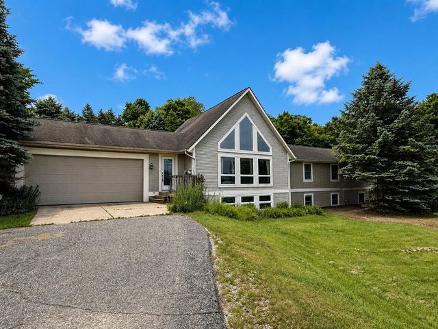 350 Mary Court, Hesperia, MI 49421