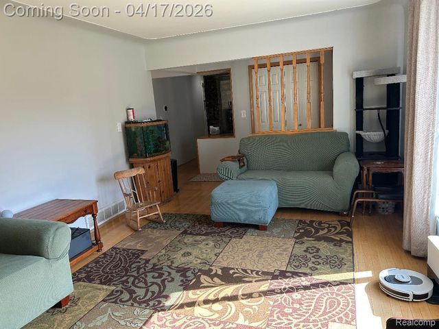 5134 Saint Richard Drive, Shelby Charter Township, MI 48316