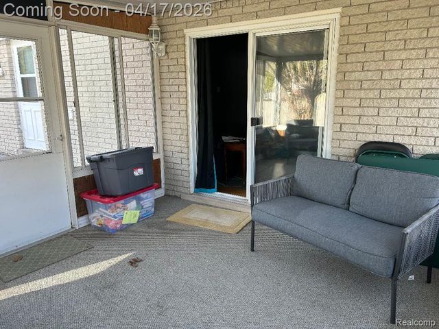 5134 Saint Richard Drive, Shelby Charter Township, MI 48316