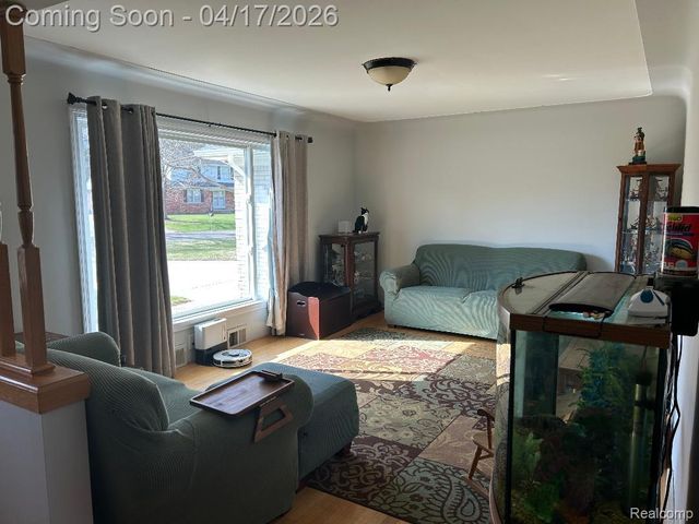 5134 Saint Richard Drive, Shelby Charter Township, MI 48316